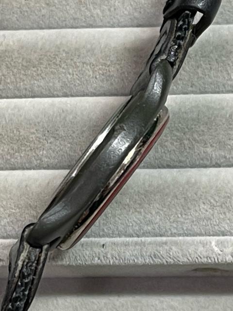 スイス・アーミー ホワイトダイヤル、レッドベゼル、ナイロンストラップ付きアナログクォーツ腕時計 SWISS ARMY カレンダー < 男性アクセサリー/時計 スイス・アーミー ホワイトダイヤル、レッドベゼル、ナイロンストラップ付きアナログクォーツ腕時計 SWISS ARMY カレンダー < 男性アクセサリー/時計の