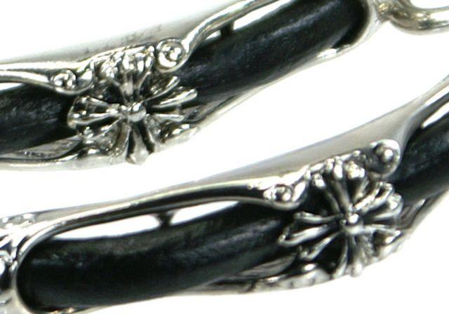 革通しクロスポイント 短クロス 茶革 レザー かっこいい ゴシック シルバー チェーン パンクロック バンド ゴスロリ < 女性アクセサリー/時計  革通しクロスポイント 短クロス 茶革 レザー かっこいい ゴシック シルバー チェーン パンクロック バンド ゴスロリ < 女性アクセサリー/時計の