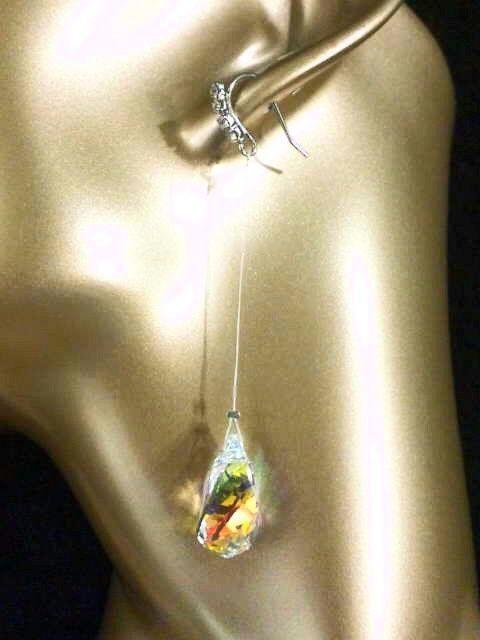 ハンドメイド!スクリューカット!スワロビーズ空中ピアス★ < 女性アクセサリー/時計 ハンドメイド!スクリューカット!スワロビーズ空中ピアス★ < 女性アクセサリー/時計の