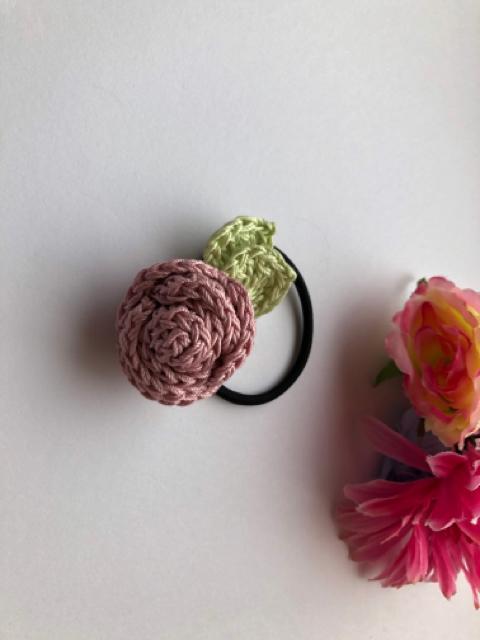 ハンドメイド ヘアゴム 巻き巻き薔薇♪ ピンク axes好き 花 < 女性ファッション  ハンドメイド ヘアゴム 巻き巻き薔薇♪ ピンク axes好き 花  < 女性ファッションの