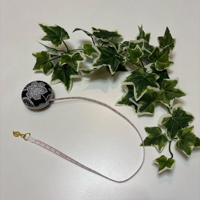 ハンドメイド レース柄 メジャー マカロンメジャー 裁縫道具 文具 雑貨 < ペット/手芸/園芸  ハンドメイド レース柄 メジャー マカロンメジャー 裁縫道具 文具 雑貨 < ペット/手芸/園芸の