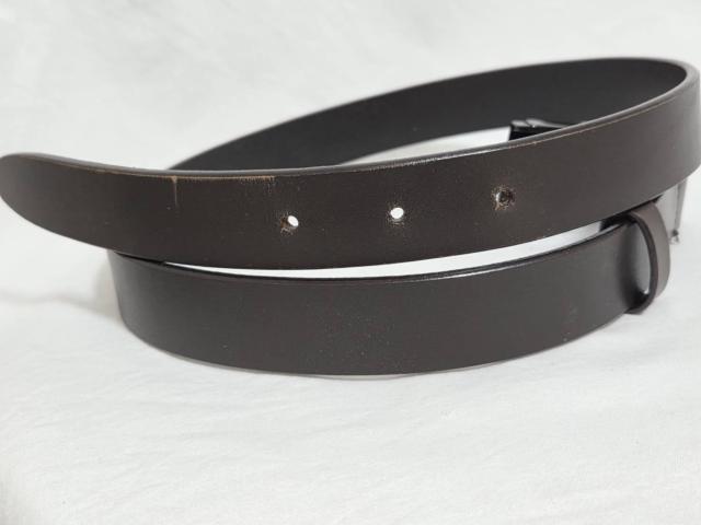 正規 セレブ愛用 グッチ ヴィンテージ ブランドロゴ文字×ブロックコンビ スクエアバックルベルト 黒系茶 ダークブラウンレザー75 < ブランド 正規 セレブ愛用 グッチ ヴィンテージ ブランドロゴ文字×ブロックコンビ スクエアバックルベルト 黒系茶 ダークブラウンレザー75 < ブランドの