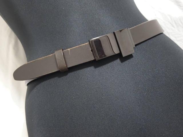 正規 セレブ愛用 グッチ ヴィンテージ ブランドロゴ文字×ブロックコンビ スクエアバックルベルト 黒系茶 ダークブラウンレザー75 < ブランド 正規 セレブ愛用 グッチ ヴィンテージ ブランドロゴ文字×ブロックコンビ スクエアバックルベルト 黒系茶 ダークブラウンレザー75 < ブランドの