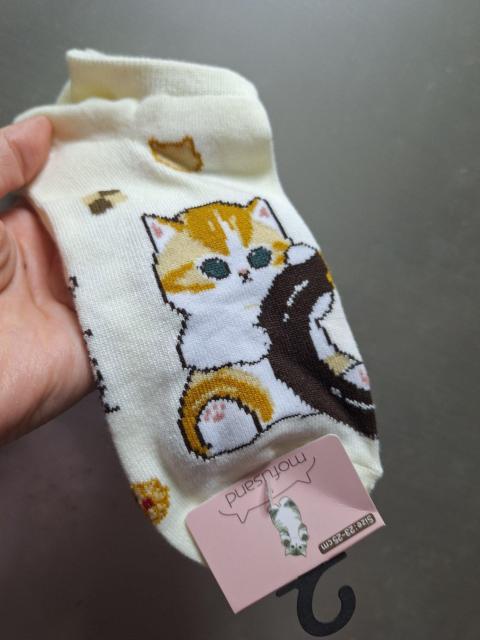 No.120 新品★「mofusand」ドーナツ半分っこ柄靴下 < アニメ/コミック/キャラクター No.120 新品★「mofusand」ドーナツ半分っこ柄靴下 < アニメ/コミック/キャラクターの
