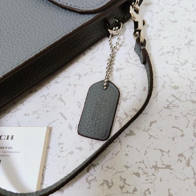 �V�i���l�@ COACH �@�t�H�[���N���X�{�f�B�o�b�O�@�X�}�z�V�����_�[ �@�΂߂���OK�B �� �u�����h�� 