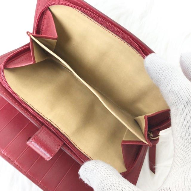 【極美品】 BOTTEGA VENETA ボッテガヴェネタ 二つ折り財布 ミディアムウォレット イントレチャート レッド < ブランド 【極美品】 BOTTEGA VENETA ボッテガヴェネタ 二つ折り財布 ミディアムウォレット イントレチャート レッド < ブランドの