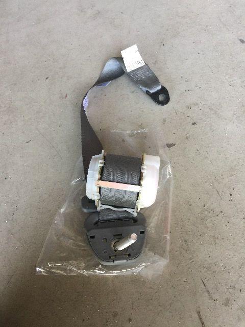 NCP81Gシエンタ 左セカンドシート席シートベルトユニット! < 自動車/バイク NCP81Gシエンタ 左セカンドシート席シートベルトユニット! < 自動車/バイク