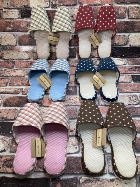 送料無料!『画像から2足組』通気性&履き心地抜群!リビング底メッシュタイプスリッパ < インテリア/ライフ 送料無料!『画像から2足組』通気性&履き心地抜群!リビング底メッシュタイプスリッパ < インテリア/ライフの