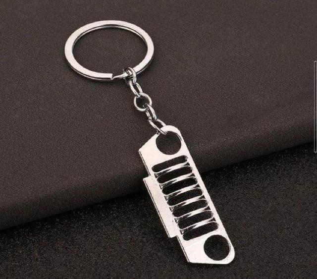 JEEP ジープ ラングラー シルバー バンパー グリル キーホルダー Patriot Renegade ロングチェーン < 自動車/バイク JEEP ジープ ラングラー シルバー バンパー グリル キーホルダー Patriot Renegade ロングチェーン < 自動車/バイク