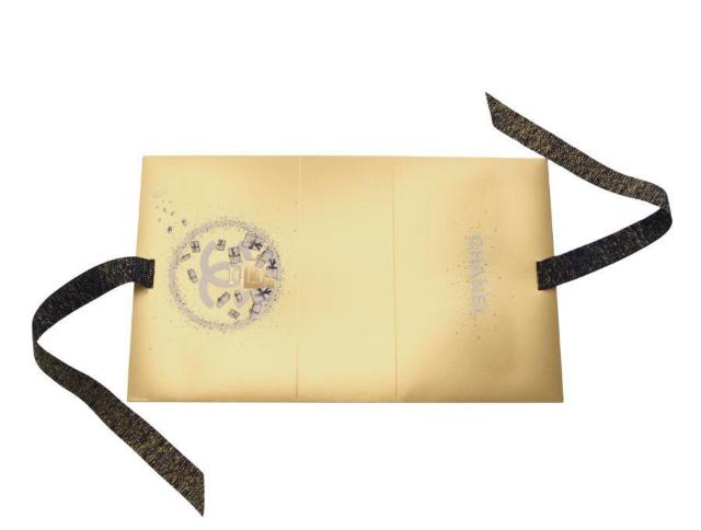 シャネル N°5 ラッピングチャーム 2023 ホリデーシーズン限定 オリガミバッグ 2点セット CHANEL【正規品】 < ブランド  シャネル N°5 ラッピングチャーム 2023 ホリデーシーズン限定 オリガミバッグ 2点セット CHANEL【正規品】 < ブランドの