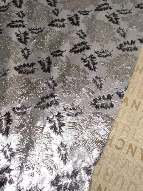 (CQ1091)約108cm幅×約3m・銀ラメジャガード・銀×黒 < ペット/手芸/園芸 (CQ1091)約108cm幅×約3m・銀ラメジャガード・銀×黒 < ペット/手芸/園芸の