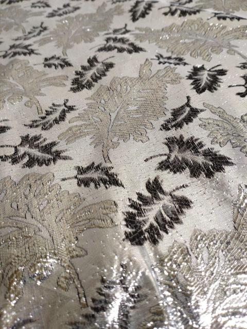 (CQ1091)約108cm幅×約3m・銀ラメジャガード・銀×黒 < ペット/手芸/園芸 (CQ1091)約108cm幅×約3m・銀ラメジャガード・銀×黒 < ペット/手芸/園芸の