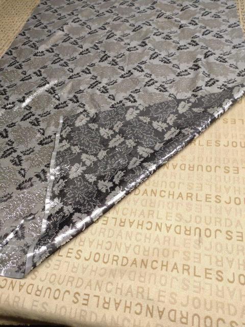 (CQ1091)約108cm幅×約3m・銀ラメジャガード・銀×黒 < ペット/手芸/園芸 (CQ1091)約108cm幅×約3m・銀ラメジャガード・銀×黒 < ペット/手芸/園芸の