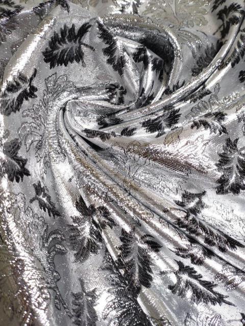 (CQ1091)約108cm幅×約3m・銀ラメジャガード・銀×黒 < ペット/手芸/園芸 (CQ1091)約108cm幅×約3m・銀ラメジャガード・銀×黒 < ペット/手芸/園芸の