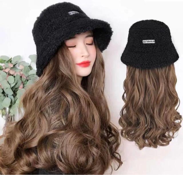 新品未使用リアル帽子ウィッグロングカールかぶるだけネット付 < 女性ファッション 新品未使用リアル帽子ウィッグロングカールかぶるだけネット付 < 女性ファッションの