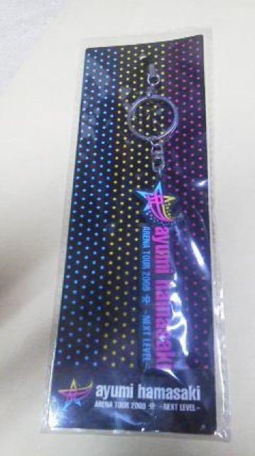 浜崎あゆみ アリーナツアー2009 ストラップキーホルダー 新品 < タレントグッズ  浜崎あゆみ アリーナツアー2009 ストラップキーホルダー 新品  < タレントグッズの