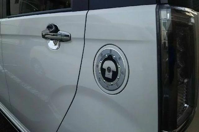 N-WGN tႠ t[GbhA~XebJ[ی^  /oCN