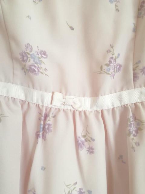 新品☆ロディスポット*花柄春ワンピ < ブランド  新品☆ロディスポット*花柄春ワンピ < ブランドの