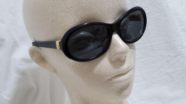 正規 カルティエ トリニティ 3連リング オーバルフルフレームサングラス 黒 クラシックラグジュアリーアイウェア 眼鏡 男女兼用 < ブランド 正規 カルティエ トリニティ 3連リング オーバルフルフレームサングラス 黒 クラシックラグジュアリーアイウェア 眼鏡 男女兼用 < ブランドの