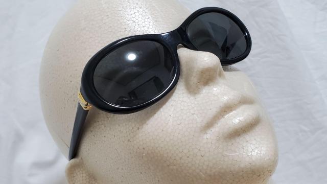 正規 カルティエ トリニティ 3連リング オーバルフルフレームサングラス 黒 クラシックラグジュアリーアイウェア 眼鏡 男女兼用 < ブランド 正規 カルティエ トリニティ 3連リング オーバルフルフレームサングラス 黒 クラシックラグジュアリーアイウェア 眼鏡 男女兼用 < ブランドの