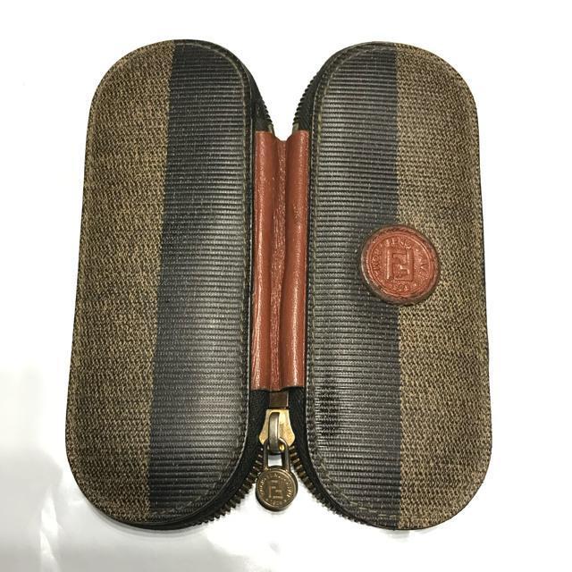 激レア 正規品 ヴィンテージ フェンディ ペカン キーケース8連 ブラウン < ブランド  激レア 正規品 ヴィンテージ フェンディ ペカン キーケース8連 ブラウン < ブランドの