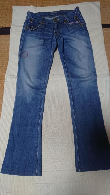 バーバリーブルーレーベルブーツカットデニム25 < ブランド バーバリーブルーレーベルブーツカットデニム25 < ブランドの