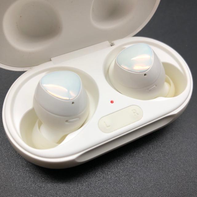 即決 Galaxy Buds+ SM-R175 ワイヤレスイヤホン < 家電/AV  即決 Galaxy Buds+ SM-R175 ワイヤレスイヤホン < 家電/AVの