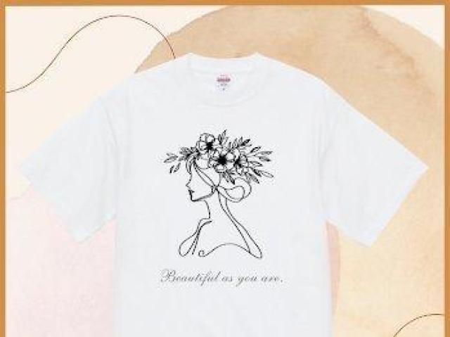 ハイクオリティー Tシャツシンプル 花 モノトーン < 女性ファッション ハイクオリティー Tシャツシンプル 花 モノトーン < 女性ファッションの