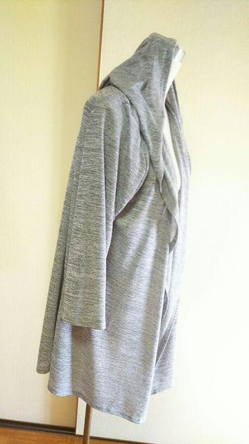 ★大きいサイズ★薄手のフード付きトッパー★4L★ < 女性ファッション  ★大きいサイズ★薄手のフード付きトッパー★4L★ < 女性ファッションの