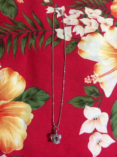☆立体的な王冠☆シルバーネックレス☆ < 女性アクセサリー/時計  ☆立体的な王冠☆シルバーネックレス☆  < 女性アクセサリー/時計の