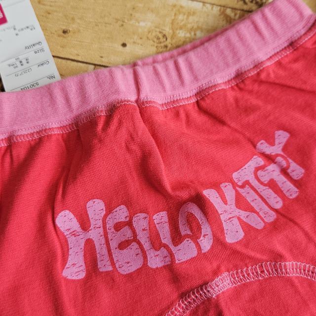 新品*タグ付き*ハローキティ*ズボン*キティちゃん*クレヨン*擦れプリント*英字*ロゴ*ピンク*パンツ*95 < キッズ/ベビー 新品*タグ付き*ハローキティ*ズボン*キティちゃん*クレヨン*擦れプリント*英字*ロゴ*ピンク*パンツ*95 < キッズ/ベビーの