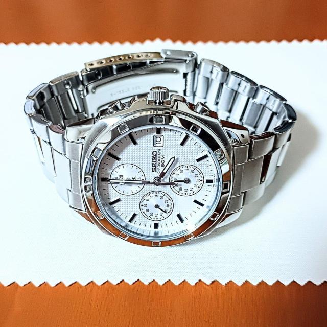 新品未使用セイコークロノグラフ クオーツ メンズ腕時計ホワイトカラー正規品 < 男性アクセサリー/時計 新品未使用セイコークロノグラフ クオーツ メンズ腕時計ホワイトカラー正規品 < 男性アクセサリー/時計の