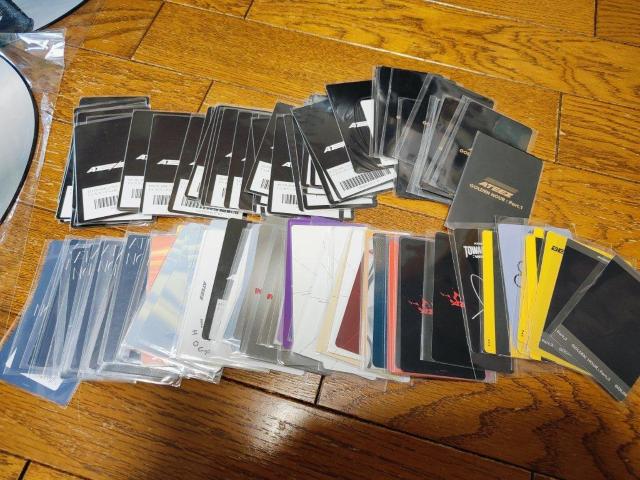 ATEEZ ライティニカバー うちわ トレカ カード ぬいぐるみ グッズ まとめ売り < タレントグッズ ATEEZ ライティニカバー うちわ トレカ カード ぬいぐるみ グッズ まとめ売り < タレントグッズの