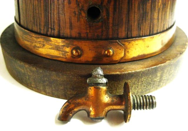 アンティーク レトロ 骨董品 木と銅製 フランスの最高の労働者リキュール ボトル < ホビー アンティーク レトロ 骨董品 木と銅製 フランスの最高の労働者リキュール ボトル < ホビーの