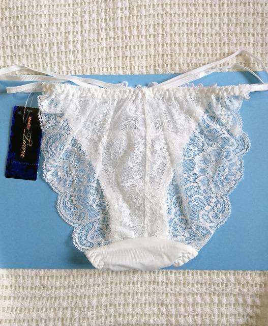 �������������@��������