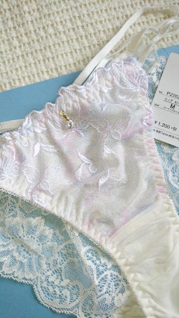 �������������@��������