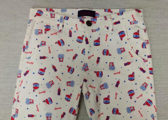 美品★七分丈★ハーフパンツ★W76★Mサイズ★ストレッチ素材★デニム★レディースデニム★可愛い★レディースハーフパンツ★送料無料 < 女性ファッション  美品★七分丈★ハーフパンツ★W76★Mサイズ★ストレッチ素材★デニム★レディースデニム★可愛い★レディースハーフパンツ★送料無料 < 女性ファッションの