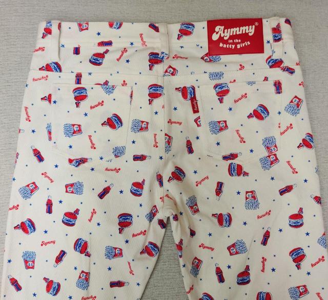 美品★七分丈★ハーフパンツ★W76★Mサイズ★ストレッチ素材★デニム★レディースデニム★可愛い★レディースハーフパンツ★送料無料 < 女性ファッション  美品★七分丈★ハーフパンツ★W76★Mサイズ★ストレッチ素材★デニム★レディースデニム★可愛い★レディースハーフパンツ★送料無料 < 女性ファッションの