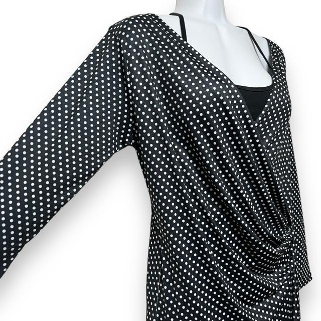 【新品/ellerie】胸元カシュクールドット柄ワンピース < ブランド  【新品/ellerie】胸元カシュクールドット柄ワンピース < ブランドの