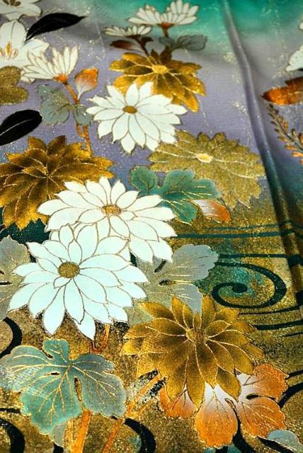 【最高級】新品同様 暈し染め 金彩 本金箔 金通し 観世水 蝶 杜若 百合 振袖 身丈166.5cm 裄丈65.5cm Y3345 < 女性ファッション  【最高級】新品同様 暈し染め 金彩 本金箔 金通し 観世水 蝶 杜若 百合 振袖 身丈166.5cm 裄丈65.5cm Y3345 < 女性ファッションの