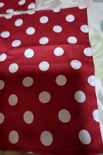 ★新品赤×白ドット柄給食巾着袋&ランチョンマット2点セット < キッズ/ベビー  ★新品赤×白ドット柄給食巾着袋&ランチョンマット2点セット < キッズ/ベビーの