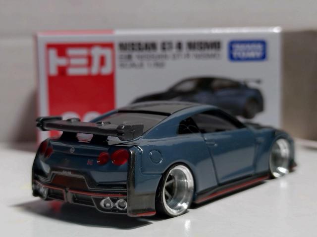 yg~JzY NISSAN GT-R NISMO