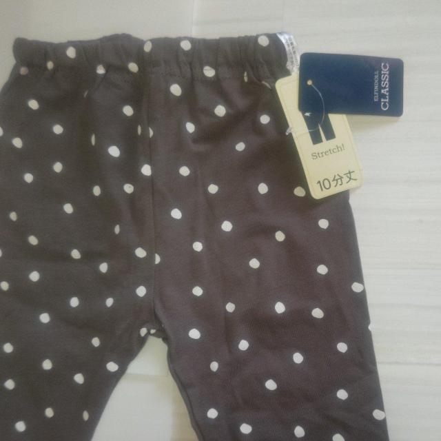 新品タグ付き ドット柄レギンス 10分丈 サイズ95 送料無料 < キッズ/ベビー  新品タグ付き ドット柄レギンス 10分丈 サイズ95 送料無料 < キッズ/ベビーの