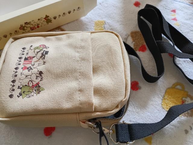 ムーミン、スマホショルダーバッグ未使用品デザインB < 女性ファッション ムーミン、スマホショルダーバッグ未使用品デザインB < 女性ファッションの