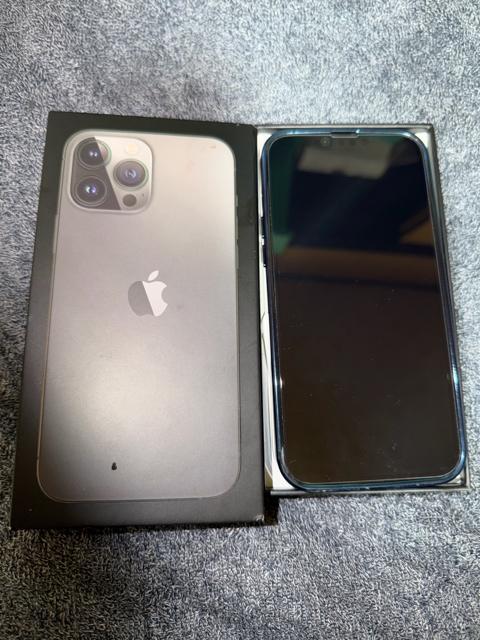 iPhone 13promax未使用です、じゅんでん確認のため確認してます。保護シートもはいってます < 家電/AV iPhone 13promax未使用です、じゅんでん確認のため確認してます。保護シートもはいってます < 家電/AVの