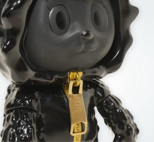 SEVESKIG \ Bitter Melon Monster Leo soft vinyl figure "BLACK" �� �z�r�[�� 