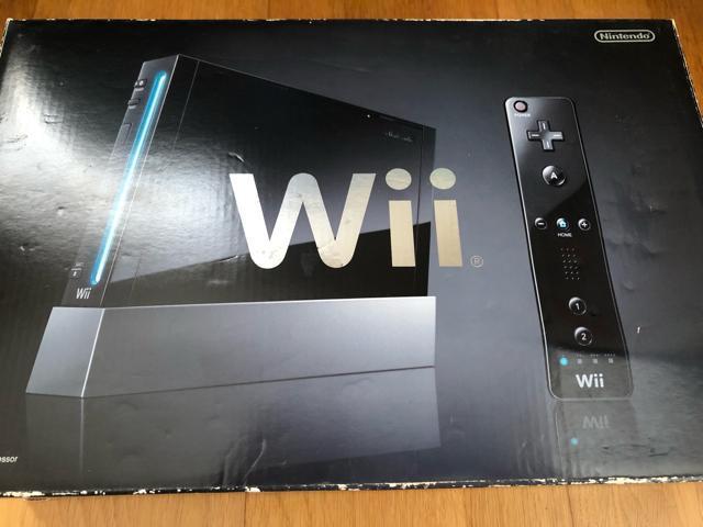 Wii ウィー 箱に傷、箱に黄ばみがありますが、新品未使用品になります。 < ゲーム本体/ソフト Wii ウィー 箱に傷、箱に黄ばみがありますが、新品未使用品になります。 < ゲーム本体/ソフトの