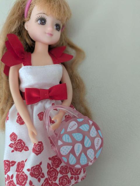 リカちゃん Licca ドール用ミニバッグ 水色白模様 ピンク色小物 < おもちゃ リカちゃん Licca ドール用ミニバッグ 水色白模様 ピンク色小物 < おもちゃの