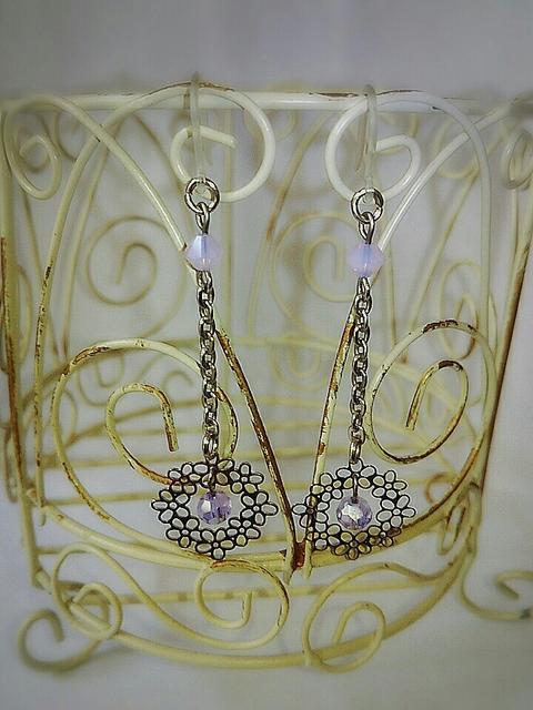 Silverお花透かしミルキー&サファイアスワロ樹脂フック☆ < 女性アクセサリー/時計  Silverお花透かしミルキー&サファイアスワロ樹脂フック☆ < 女性アクセサリー/時計の