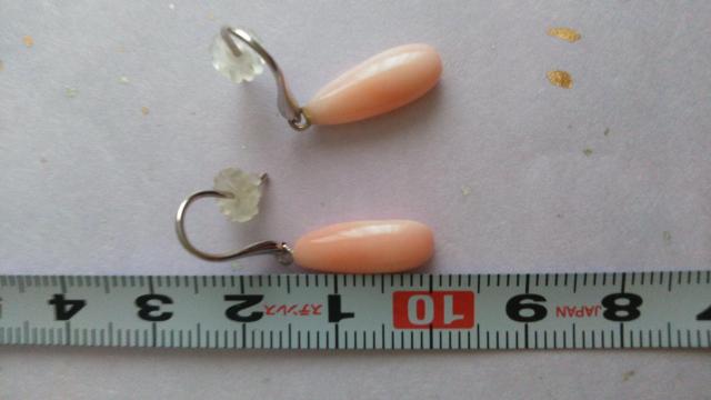 K18WG珊瑚のピアス美品クリックポストのみ送料込み < 女性アクセサリー/時計 K18WG珊瑚のピアス美品クリックポストのみ送料込み < 女性アクセサリー/時計の